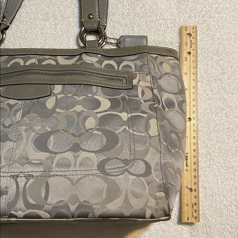 Coach Gray Shoulder Bag - Picture 3 of 10